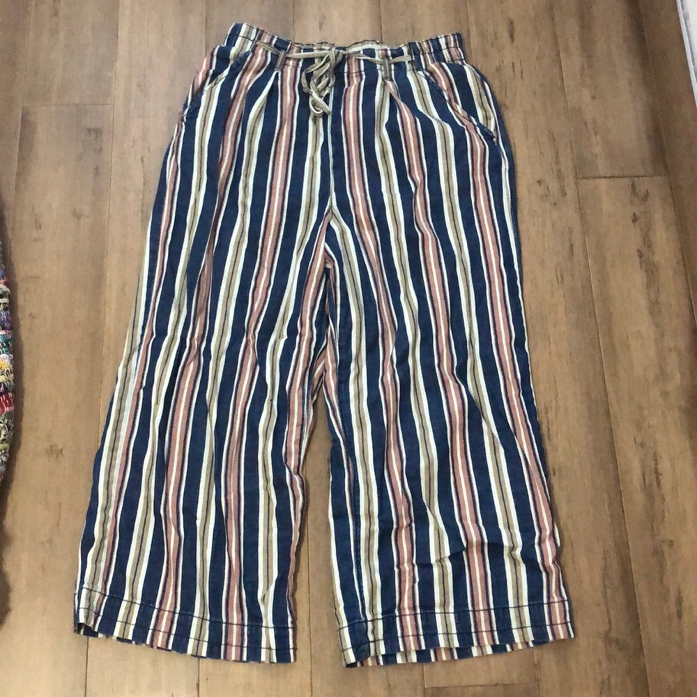 American Eagle Flowey Pants